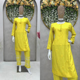 Looking for a beautiful Designer Suit On heavy Muslin fabric with inner and Thread work - women's fashion mart
